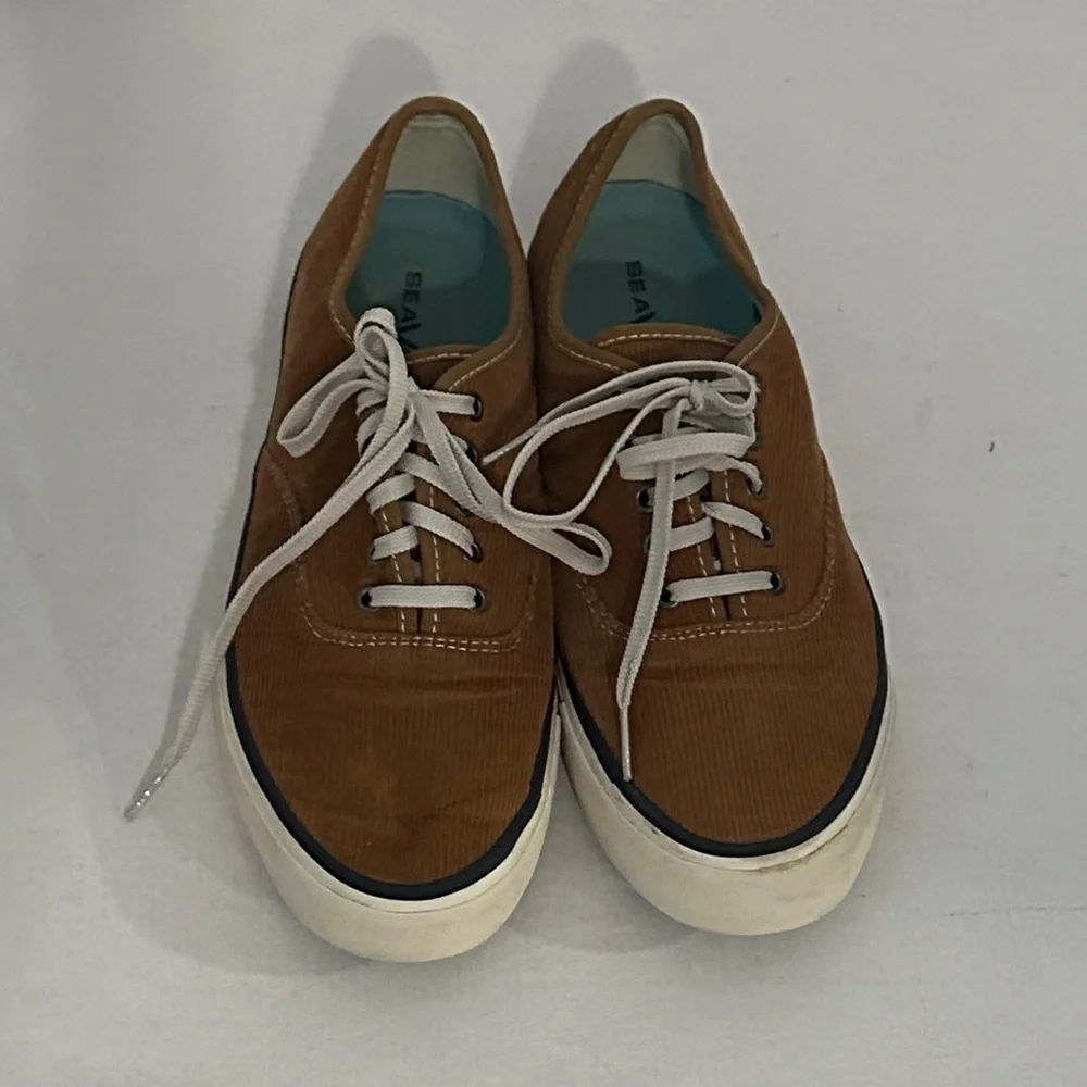 SEAVEES LEGEND SNEAKER CORDIES - GOLDEN BROWN size 10